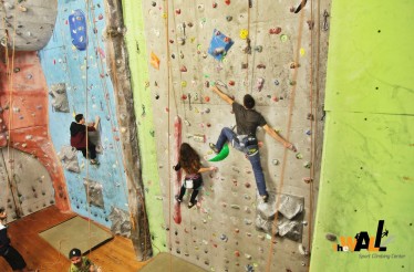 Αναρρίχηση (3 αναβάσεις), Slack Line (ιμάντας ισορροπίας), Ποδήλατο Go Kart & Αθλητικό Τραμπολίνο για Παιδιά! Έλα σε έναν Αθλητικό Πολυχώρο, με τη μεγαλύτερη αναρριχητική πίστα της Αθήνας, στην Παλλήνη! Αναρρίχηση (3 αναβάσεις), Slack Line (ιμάντας ισορροπίας), Ποδήλατο Go Kart & Αθλητικό Τραμπολίνο για Παιδιά! Έλα σε έναν Αθλητικό Πολυχώρο, με τη μεγαλύτερη αναρριχητική πίστα της Αθήνας, στην Παλλήνη!