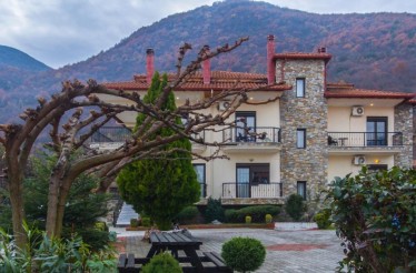 Χαλάρωση και Ευεξία στα Λουτρά Πόζαρ! Διαμονή για 2 Διανυκτερεύσεις σε Δίκλινο ή Τρίκλινο με ή χωρίς Τζάκι, σε ένα Παραδοσιακό Κατάλυμα με εκπληκτική θέα! Χαλάρωση και Ευεξία στα Λουτρά Πόζαρ! Διαμονή για 2 Διανυκτερεύσεις σε Δίκλινο ή Τρίκλινο με ή χωρίς Τζάκι, σε ένα Παραδοσιακό Κατάλυμα με εκπληκτική θέα!