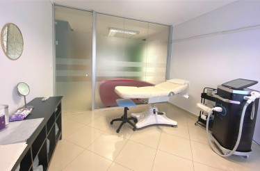 Laser Γυναικεία Αποτρίχωση, ασφαλής και αποτελεσματική 12 μήνες τον χρόνο, με το υπερσύγχρονο Laser Alexandrite 755nm Candela ή Renova Diode Laser 808 nm (ή και συνδυασμό τους) και επιλογή Περιοχών σε Πρόσωπο & Σώμα, στη Σταυρούπολη! Laser Γυναικεία Αποτρίχωση, ασφαλής και αποτελεσματική 12 μήνες τον χρόνο, με το υπερσύγχρονο Laser Alexandrite 755nm Candela ή Renova Diode Laser 808 nm (ή και συνδυασμό τους) και επιλογή Περιοχών σε Πρόσωπο & Σώμα, στη Σταυρούπολη!