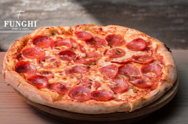 Delivery ή Τake Away: 1 Χειροποίητη Οικογενειακή Πίτσα 36cm με επιλογή ανάμεσα σε 13 διαφορετικές γεύσεις, στην Καμάρα! Δοκίμασε την πιο viral πίτσα της Θεσσαλονίκης! Delivery ή Τake Away: 1 Χειροποίητη Οικογενειακή Πίτσα 36cm με επιλογή ανάμεσα σε 13 διαφορετικές γεύσεις, στην Καμάρα! Δοκίμασε την πιο viral πίτσα της Θεσσαλονίκης!