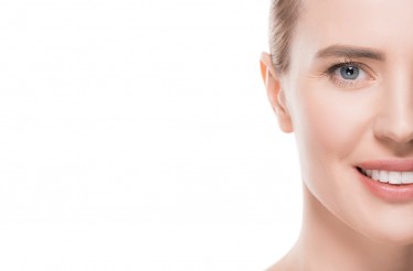 Carbon Peel Laser, η κορυφαία θεραπεία Ήπιου Peeling & Απολέπισης στο Hollywood, για εξάλειψη των πόρων, ανάπλαση και αναζωογόνηση, στην περιοχή Αγίας Σοφίας! Carbon Peel Laser, η κορυφαία θεραπεία Ήπιου Peeling & Απολέπισης στο Hollywood, για εξάλειψη των πόρων, ανάπλαση και αναζωογόνηση, στην περιοχή Αγίας Σοφίας!