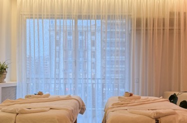 Full Body Massage 2 Ατόμων σε Prive Ατομική Σουίτα, με επιλογή από Relax, Αρωματοθεραπεία, Candle, Θεραπευτικό, Deep Tissue, Αθλητικό, Λεμφικό, Εγκυμοσύνης, Hot Stones, σε έναν ολοκαίνουργιο χώρο στην Πλατεία Αγίας Σοφίας! Full Body Massage 2 Ατόμων σε Prive Ατομική Σουίτα, με επιλογή από Relax, Αρωματοθεραπεία, Candle, Θεραπευτικό, Deep Tissue, Αθλητικό, Λεμφικό, Εγκυμοσύνης, Hot Stones, σε έναν ολοκαίνουργιο χώρο στην Πλατεία Αγίας Σοφίας!