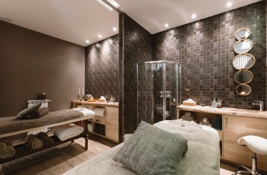 Χαλάρωση για 2 Άτομα σε Prive Διπλή Καμπίνα με Full Body Relax Massage (60') με δυνατότητα προσθήκης Foot Massage ή Head Massage, σε έναν εντυπωσιακό χώρο στην Καλαμαριά!