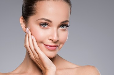 Βαθύς Καθαρισμός Προσώπου, συνδυαστικά με Εξατομικευμένη Θεραπεία Προσώπου, για λαμπερό και αναζωογονημένο δέρμα, στην περιοχή Μαρτίου!