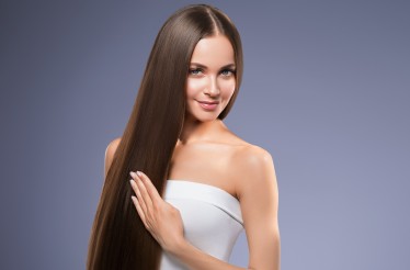 Iσιωτική Θεραπεία Μαλλιών της Wella & Αφαίρεση Ψαλίδας με το Gama Finish Pro, με χρήση της κορυφαίας Θεραπείας Perform Pro+ Straight της Wella, στο Παλαιό Φάληρο!