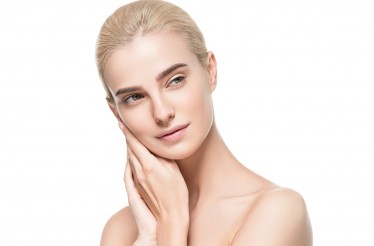 Μεσοθεραπεία Microneedling σε όλο το Πρόσωπο & τον Λαιμό, για αντιμετώπιση των ρυτίδων και λάμψη, στην Πατησίων!