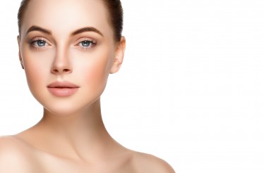 Εντυπωσιακή Ανανέωση Προσώπου με Βαθύ Καθαρισμό και τις πιο σύγχρονες τεχνικές, για Ενυδάτωση, Εξάλειψη Ρυτίδων και ﻿Αναζωογόνηση του Δέρματος, στην Αγίας Σοφίας!