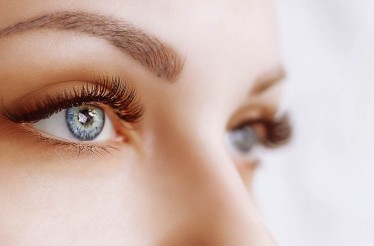 Extension Βλεφαρίδων με τη μέθοδο Τρίχα - Τρίχα, για γοητευτικό βλέμμα με φυσικό αποτέλεσμα, στο Κέντρο της Θεσσαλονίκης!