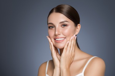 Θεραπεία Προσώπου με Ραδιοσυχνότητες (RF), για ενίσχυση της παραγωγής κολλαγόνου και λείανση των ρυτίδων και των λεπτών γραμμών, στο Κορδελιό!