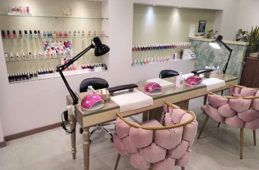 Μανικιούρ-Πεντικιούρ με Απλή ή Ημιμόνιμη Βαφή & δυνατότητα Ενισχυμένης Βάσης, Φυσικής Ενίσχυσης, Συντήρησης ή Επιμήκυνσης με Gel ή Polygel ή Acrygel ή Ακρυλικό, στο Κέντρο της Θεσσαλονίκης!