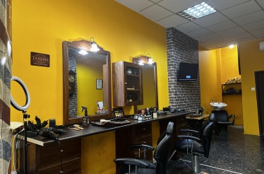 Ανδρικό Κούρεμα συνδυαστικά με Θεραπεία κατά της Τριχόπτωσης ή της Ξηροδερμίας και Περιποίηση Γενειάδας με Ψαλίδισμα και Ενυδάτωση, στο Κέντρο της Θεσσαλονίκης!