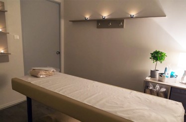 Αναζωογονητική Απόδραση από την Καθημερινότητα με Full Body Massage (60') για 1 Άτομο, με επιλογή από Relax, Deep Tissue, Thai Oil, Traditional Thai, Candle Relax ή Candle Deep Tissue Massage, στη Νέα Σμύρνη!