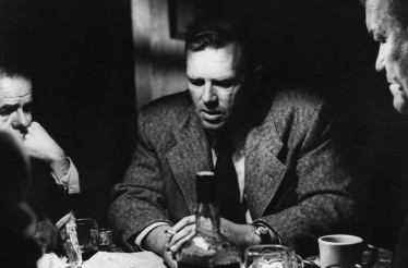 3,5€ για Είσοδο 1 Ατόμου στην Ταινία «The Killing», το φιλμ νουάρ του ﻿Στάνλεϊ Κιούμπρικ και μία από τις κορυφαίες heist ταινίες όλων των εποχών!