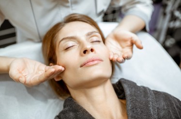 1 έως 3 Συνεδρίες Phytopeeling, για πλήρη Ανάπλαση της Επιδερμίδας και Διόρθωση Λεκέδων, Πανάδων και Ρυτίδων, στο Περιστέρι!