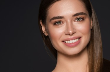 1 έως 9 Συνεδρίες μη επεμβατικού Lifting Προσώπου & Λαιμού με Συνεδρίες Ραδιοσυχνοτήτων, για Σύσφιξη της Επιδερμίδας & Λείανση των Ρυτίδων και των Λεπτών Γραμμών, στο Περιστέρι!