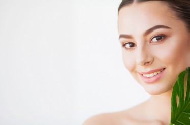 Θεραπεία Fractional Microneedling RF σε όλο το Πρόσωπο & τον Λαιμό, για Σύσφιξη & Ανάπλαση της Επιδερμίδας, στην Τσιμισκή!