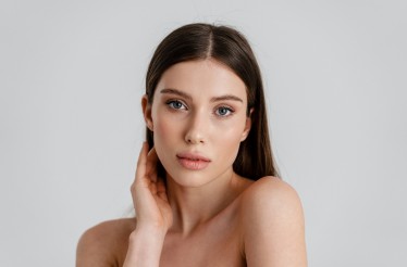 Θεραπεία HiFu σε όλο το Πρόσωπο & τον Λαιμό με δυνατότητα εφαρμογής και στο Ντεκολτέ, για λείανση των ρυτίδων, σύσφιξη & ανόρθωση, στη Δελφών!