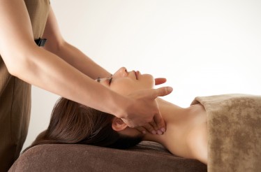 Απόδραση Αναζωογόνησης 1 Ατόμου σε ﻿Prive Ατομική Σουίτα, με Relax ή Θεραπευτικό Massage (60'), στην Καλαμαριά!