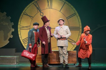 Παιδική Θεατρική Παράσταση «Ο Γύρος του Κόσμου σε 80 Ημέρες»! Μία μαγευτική διασκευή του διαχρονικού αριστουργήματος του Ιουλίου Βερν, στο Θέατρο Δημήτρης Χορν, από Κυριακή 21 Δεκεμβρίου!