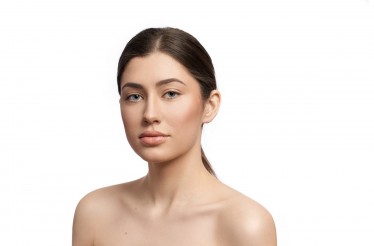 Μη Επεμβατική (Μη Ενέσιμη) Microneedling Μεσοθεραπεία Προσώπου σε όλο το Πρόσωπο & τον Λαιμό, για Βαθιά Αναζωογόνηση & Λάμψη, στον Κορυδαλλό!