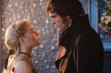 Από 3,5€ για Είσοδο 1 Ατόμου στην Ταινία «Ανεμοδαρμένα Ύψη», μια νέα, σκοτεινή κινηματογραφική μεταφορά του κλασικού μυθιστορήματος, με σύγχρονη ματιά και έντονο ρομαντικό πάθος!