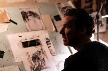 5€ για Είσοδο 1 Ατόμου στην Ταινία «Ένα Πράγμα με Φτερά», ένα ποιητικό, υπαρξιακό δράμα που προσεγγίζει το πένθος και την απώλεια μέσα από μια αλληγορική, σχεδόν ονειρική κινηματογραφική ματιά!