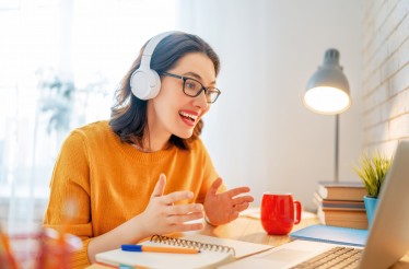 Online Μαθήματα Εκμάθησης Αγγλικών για Προετοιμασία για Πτυχίο ή για Εξάσκηση στον Προφορικό Λόγο ή για Εκμάθηση Γραμματικής & Αποφυγή Λαθών, από τα καταξιωμένα Κέντρα Εκμάθησης Ξένων Γλωσσών «Kala G»!