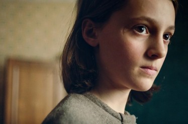 6€ από 8€ για Είσοδο 1 Ατόμου στην Ταινία «Κάρλα», το σκηνοθετικό ντεμπούτο της Γερμανοελληνίδας Κριστίνα Τουρνατζή, ﻿με μία συγκλονιστική αληθινή ιστορία κακοποίησης!