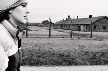 5€ για Είσοδο 1 Ατόμου στην Ταινία «Οι Δικοί μου Άνθρωποι», ένα συγκινητικό ντοκιμαντέρ για την άγνωστη ιστορία των Ελλήνων Εβραίων κατά τη διάρκεια του Ολοκαυτώματος!