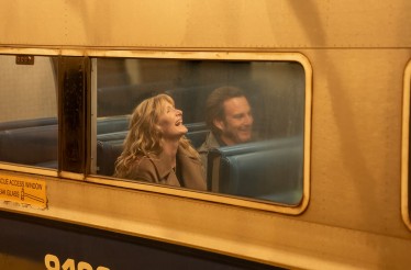 5€ για Είσοδο 1 Ατόμου στην Ταινία «Παίζει Ακόμα;», τη νέα σκηνοθετική δουλειά του Μπράντλεϊ Κούπερ, με πρωταγωνιστές τους Γουίλ Αρνέτ και Λόρα Ντερν!