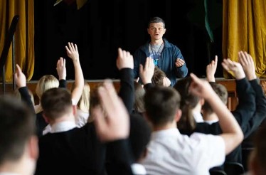 5€ από 7€ για Είσοδο 1 Ατόμου στην Ταινία «Δυστυχώς Βρίζω», βασισμένη σε αληθινή ιστορία και βραβευμένη με Bafta για την ερμηνεία του Ρόμπερτ Αραμάγιο! Τετάρτη 06/05 στις 20:15