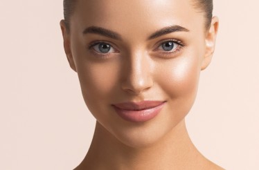 1 Συνεδρία Mesotherapy Προσώπου (Microneedling & Exosomes) συνδυαστικά με Φωτοθεραπεία, για Αντιγήρανση, Σύσφιξη & Λάμψη, στο Χαλάνδρι!