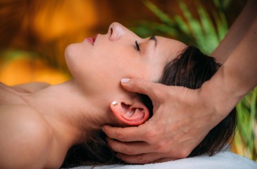 Απόλυτη Εμπειρία Ευεξίας για 1 Άτομo με Japanese Head Spa Massage, ένα αξεπέραστο τελετουργικό χαλάρωσης, στην Αργυρούπολη!