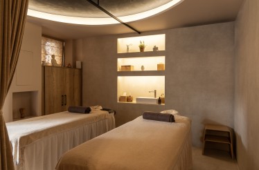 Αναζωογονητική Απόδραση από την Καθημερινότητα για 2 Άτομα με Full Body Massage (60') της επιλογής σου, με δυνατότητα για Cupping Treatment, στο Κέντρο της Αθήνας!