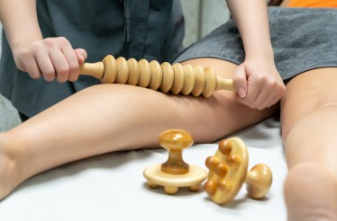 1 ή 4 Συνεδρίες Μασάζ κατά της Κυτταρίτιδας & του Τοπικού Λίπους με τη Μέθοδο της Μαδεροθεραπείας, σε Prive Ατομική Καμπίνα, στη Σαλαμίνα!