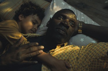 6€ από 8€ για Είσοδο 1 Ατόμου στην Ταινία «I Was a Stranger», ένα κοινωνικό δράμα του Brandt Andersen για την προσφυγιά, την απώλεια και την αναζήτηση ταυτότητας!