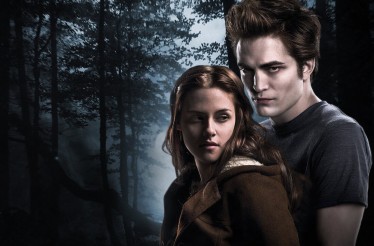 6€ από 8€ για Είσοδο 1 Ατόμου στην Ταινία «Λυκόφως», ﻿τo πρώτο μέρος του «Τwilight Saga» που έχει αγαπηθεί από εκατομμύρια θεατές! | Παρασκευή 01/05 στις 22:40