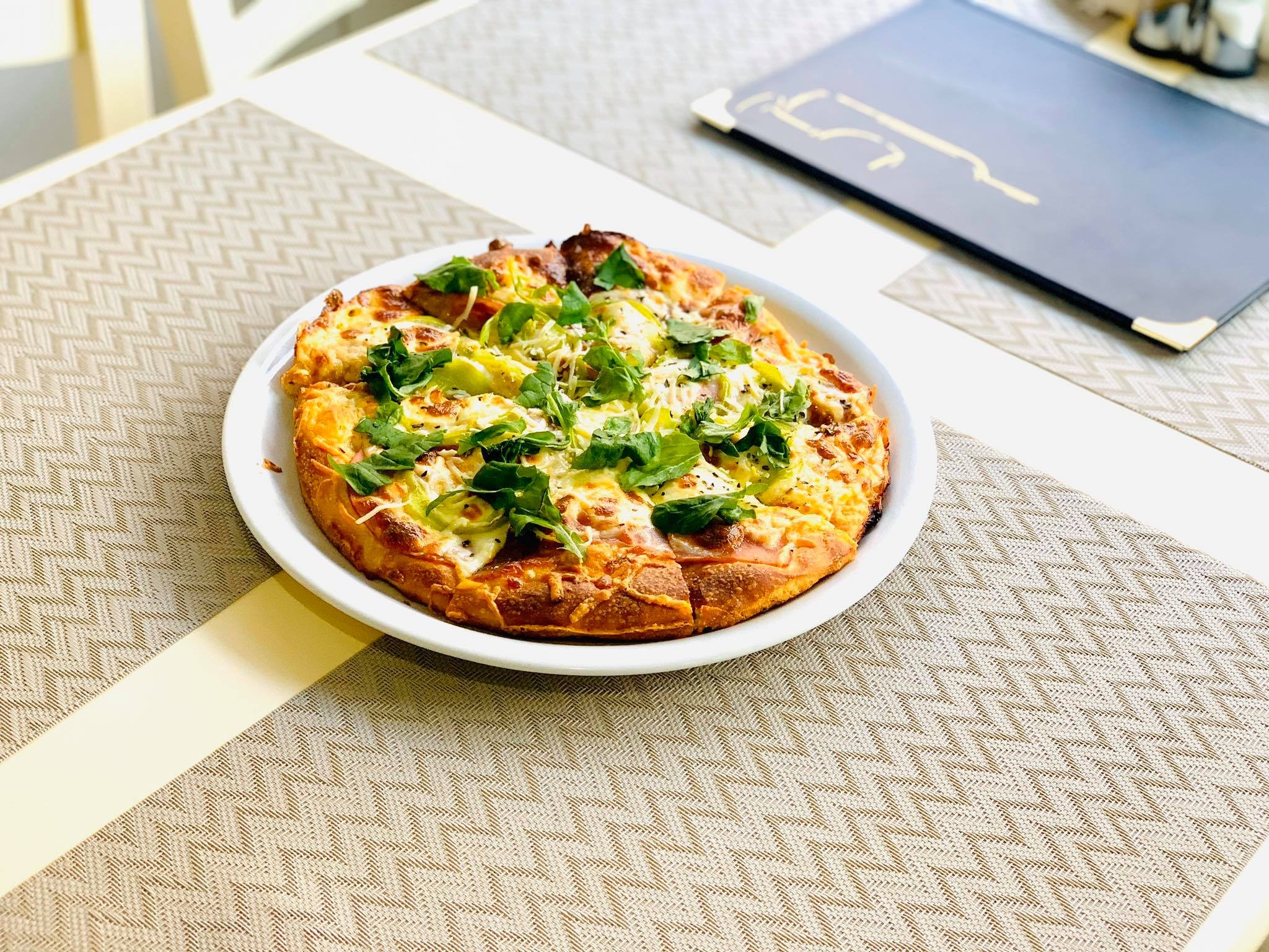 «Pizza Risko»: Οικογενειακή ή Γίγας Πίτσα μόλις από 3,90€!